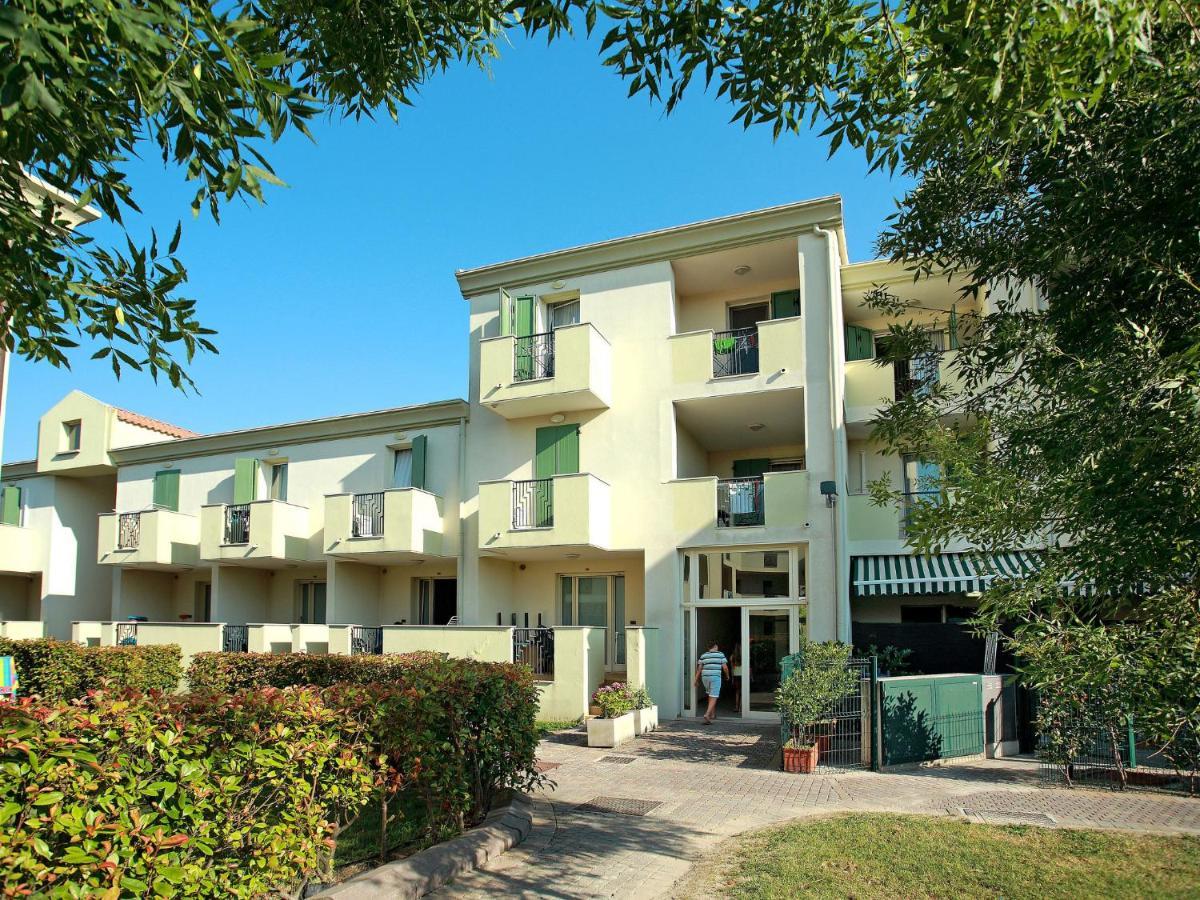 Apartment Robinia-Pinetine-4 By Interhome ドゥナ・ヴェルデ エクステリア 写真