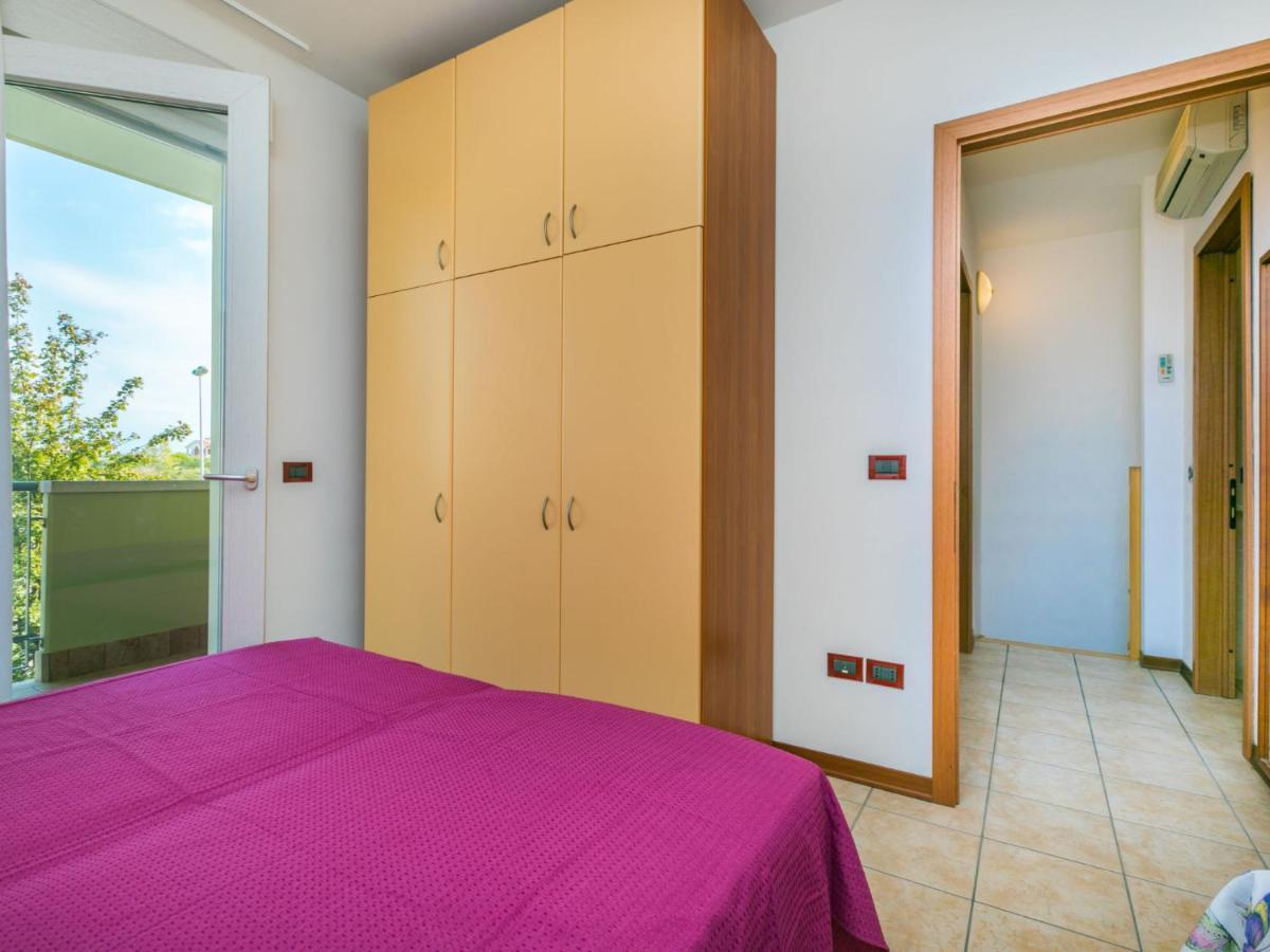 Apartment Robinia-Pinetine-4 By Interhome ドゥナ・ヴェルデ エクステリア 写真