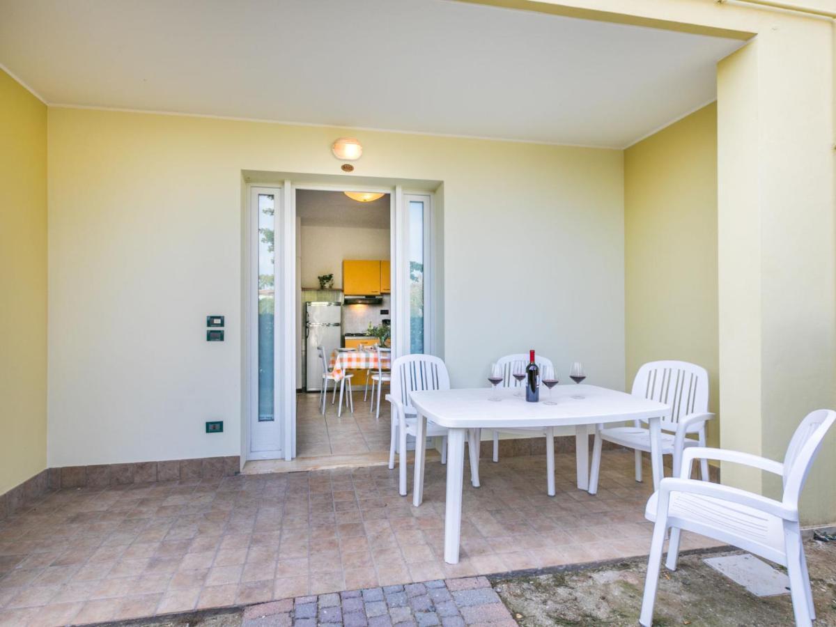 Apartment Robinia-Pinetine-4 By Interhome ドゥナ・ヴェルデ エクステリア 写真